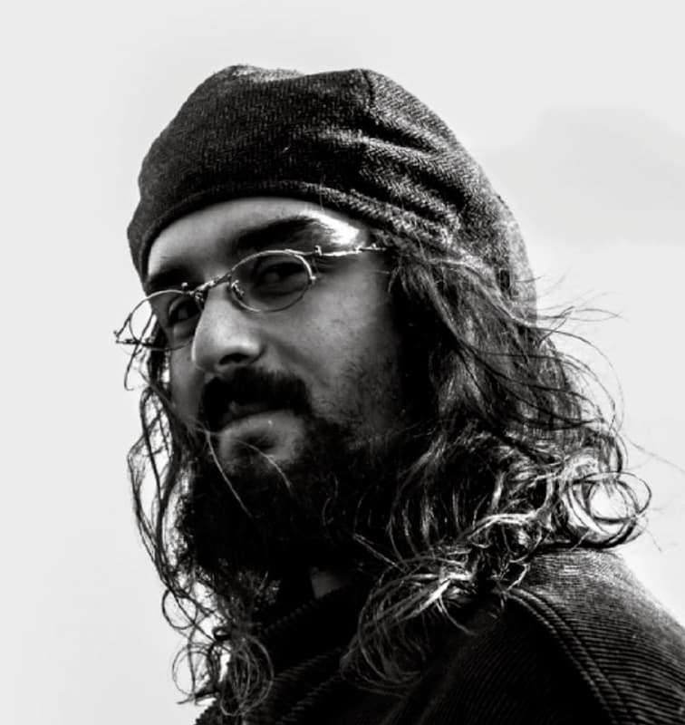 Dardan Kabashi, founder and director of the FOTON FILM FESTIVAL